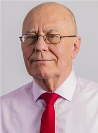 Profile image for Councillor Peter Campbell